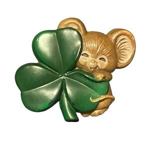 80’s Vintage Mouse and Shamrock Hallmark st Patrick’s day pin